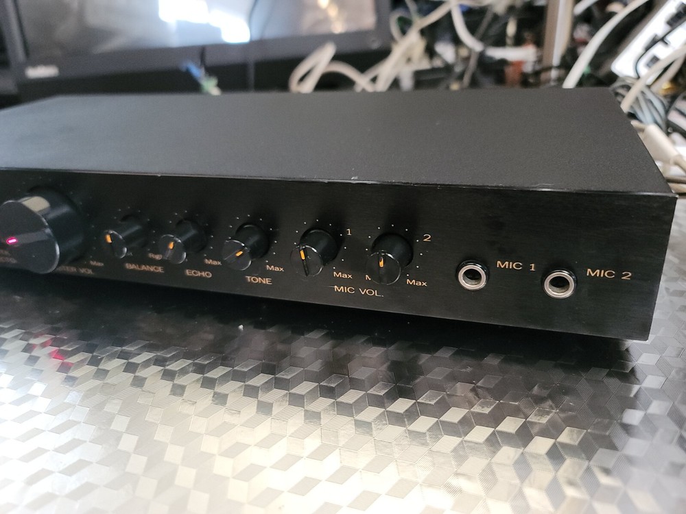 Corvus Karaoke Amplifier Model LK-300 Digital Echo, Multi Audio, Easy Operation