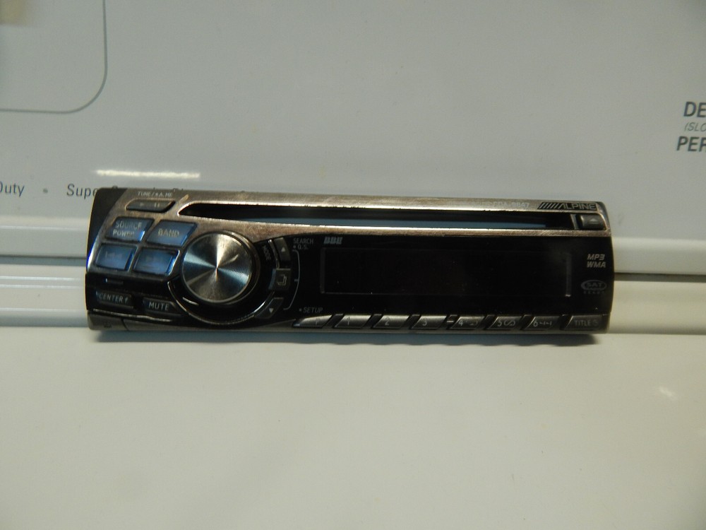 Alpine CDA-9847 Face plate only