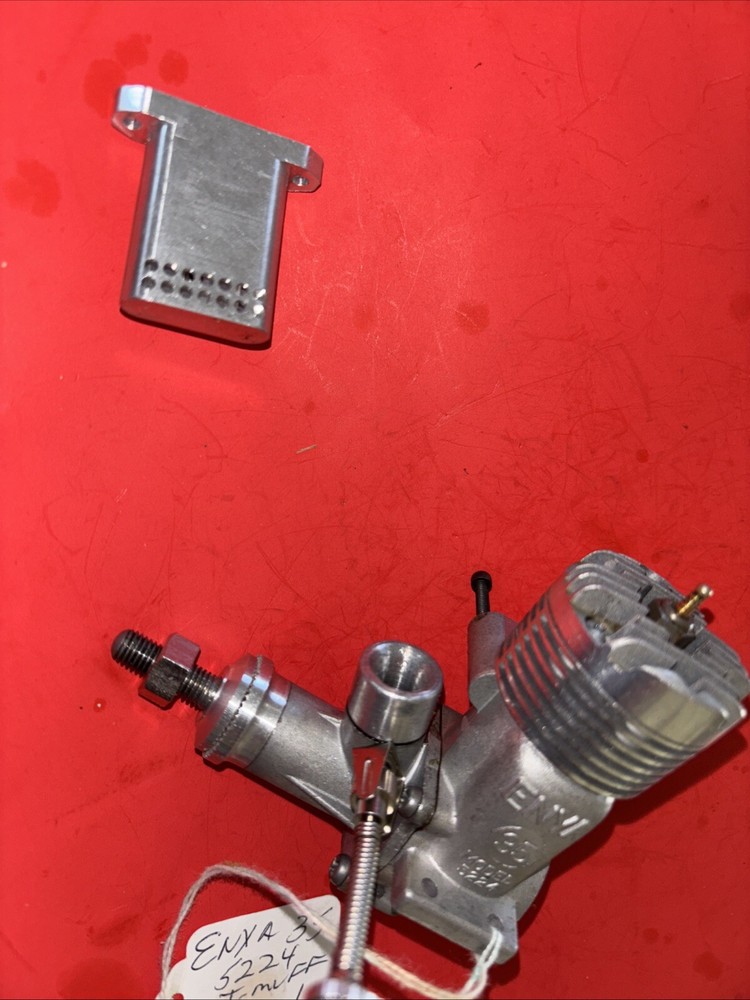 ENYA 35 5224 STUNT ENGINE & T-MUFFLER COMPLETE NICE #101