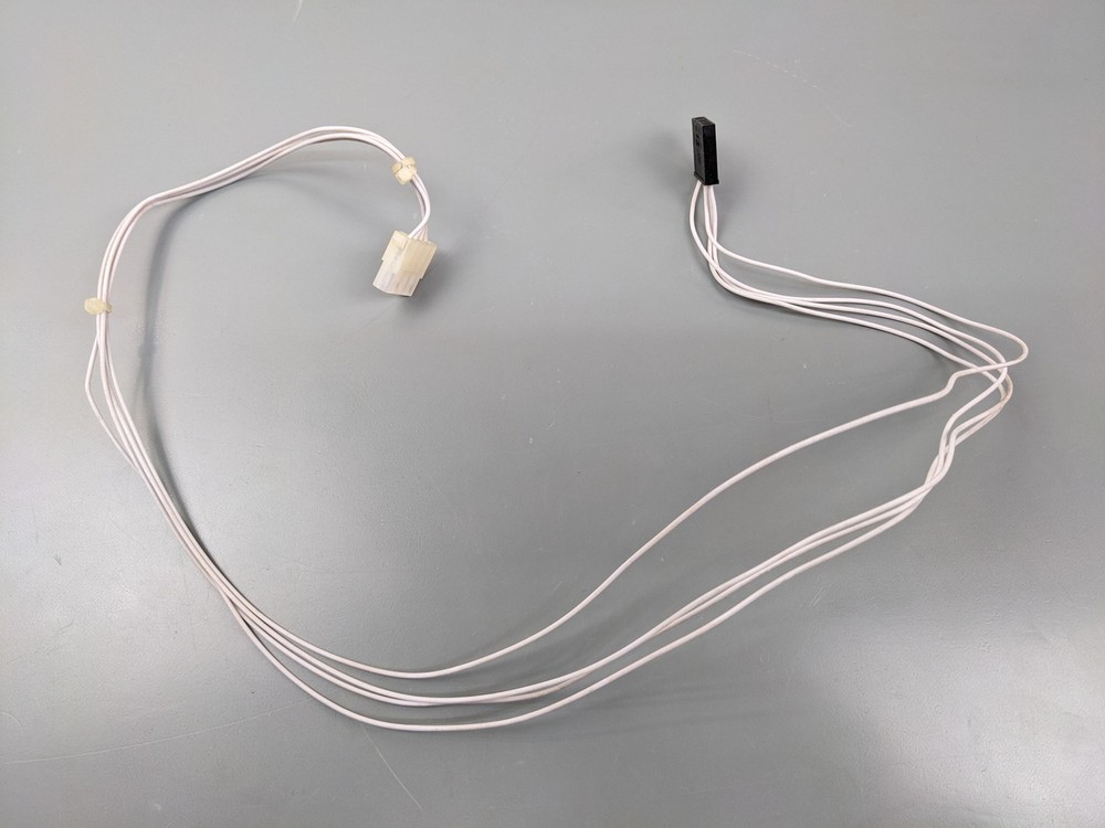 Compaq Portable or Plus (8088) Internal Drive Power Cable
