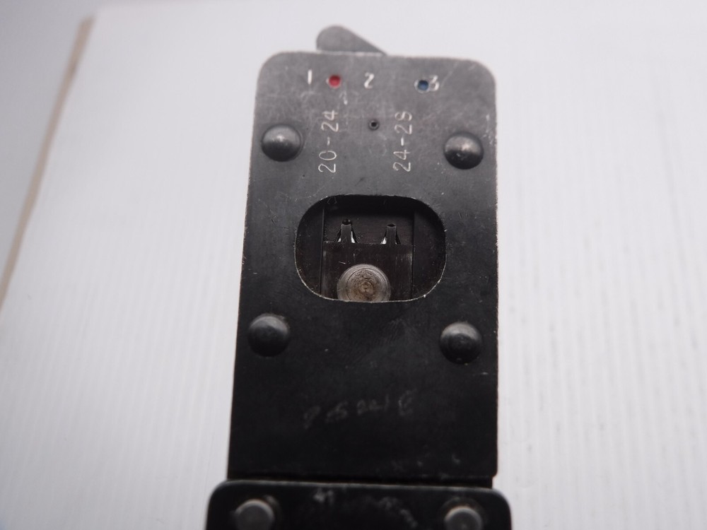 AMP 90302-1 Hand Crimp PP1237