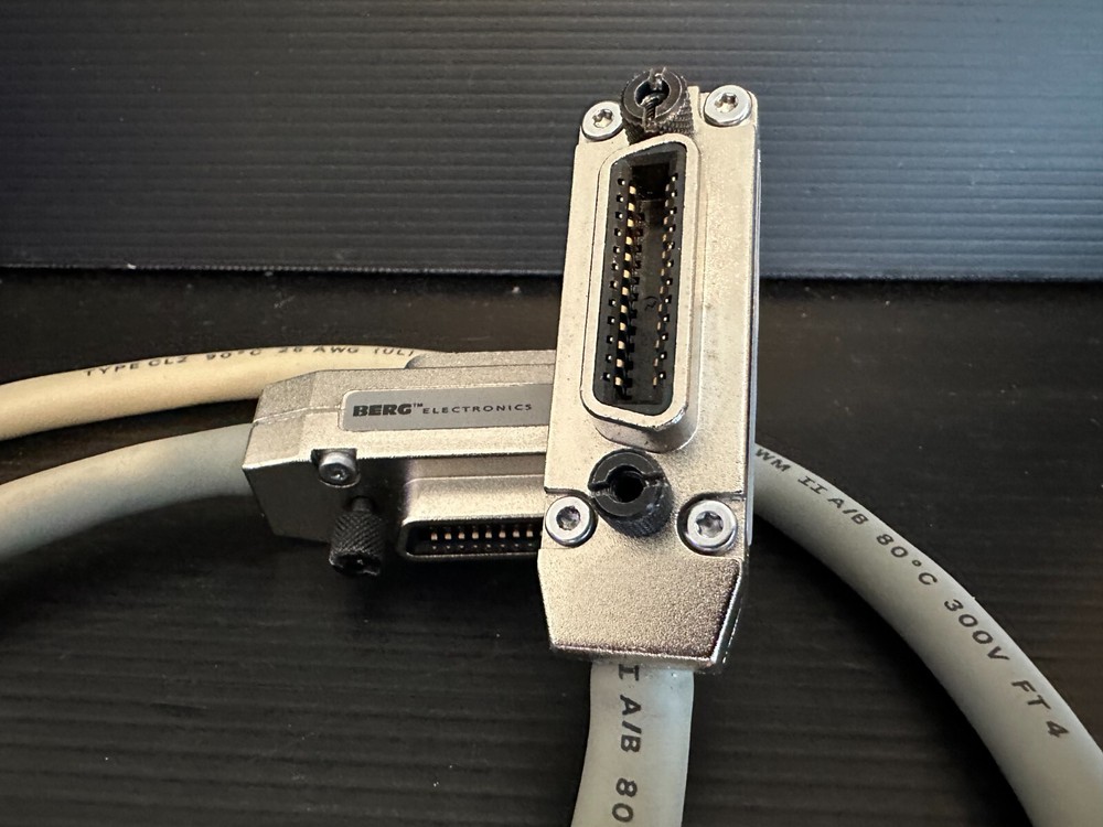 Berg Electronics 81190-010 Interface Cable REV E 3FT Length FCI/32/02