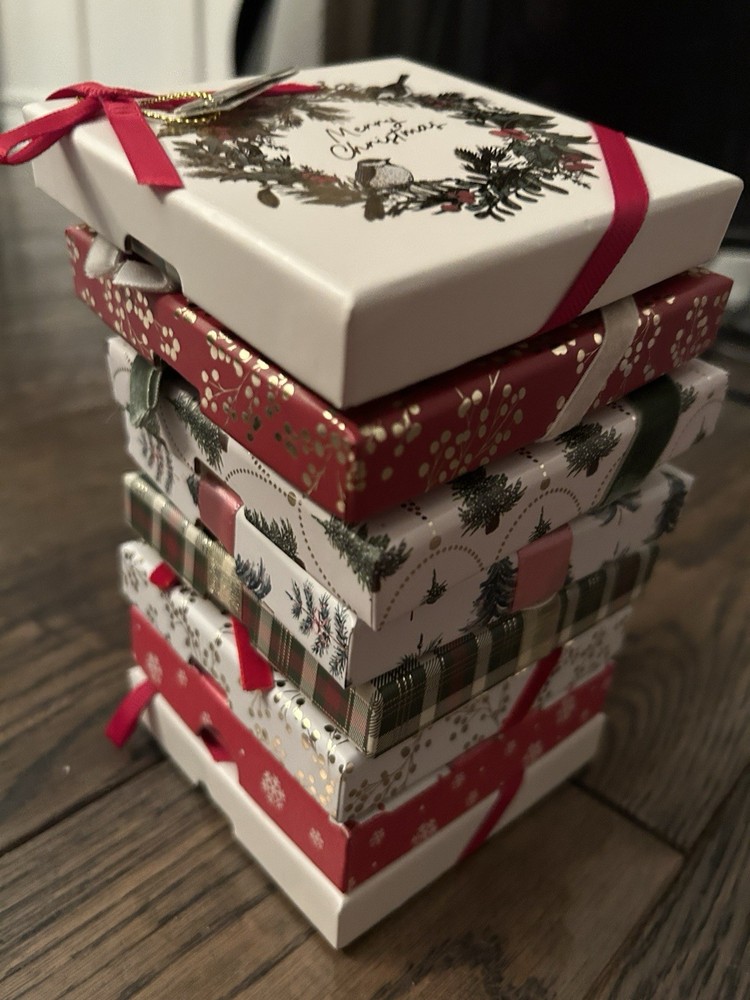 Christmas Boxes - small boxes for gift cards