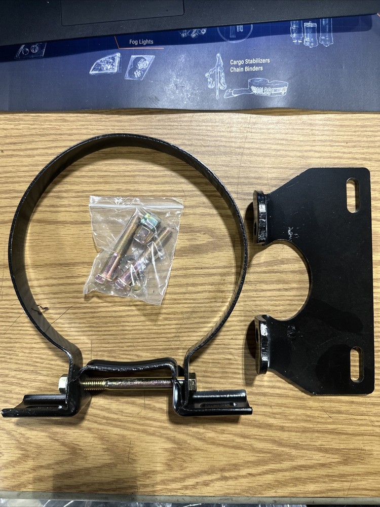 AV107695 Air Drier Mounting Bracket