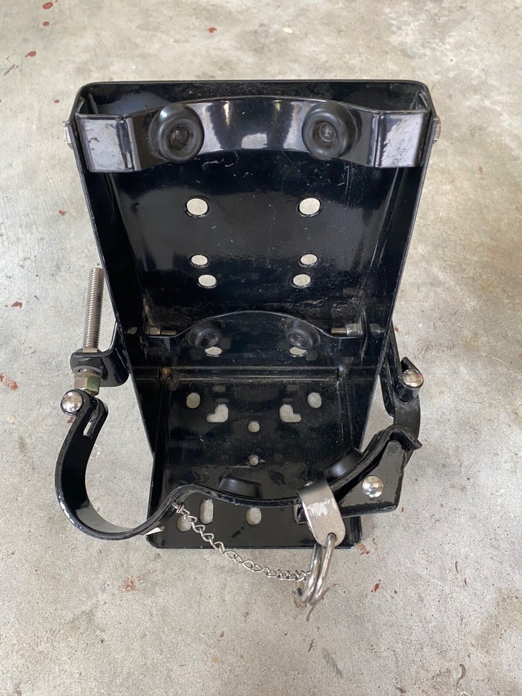 Metal Vehicle Fire Extinguisher Bracket