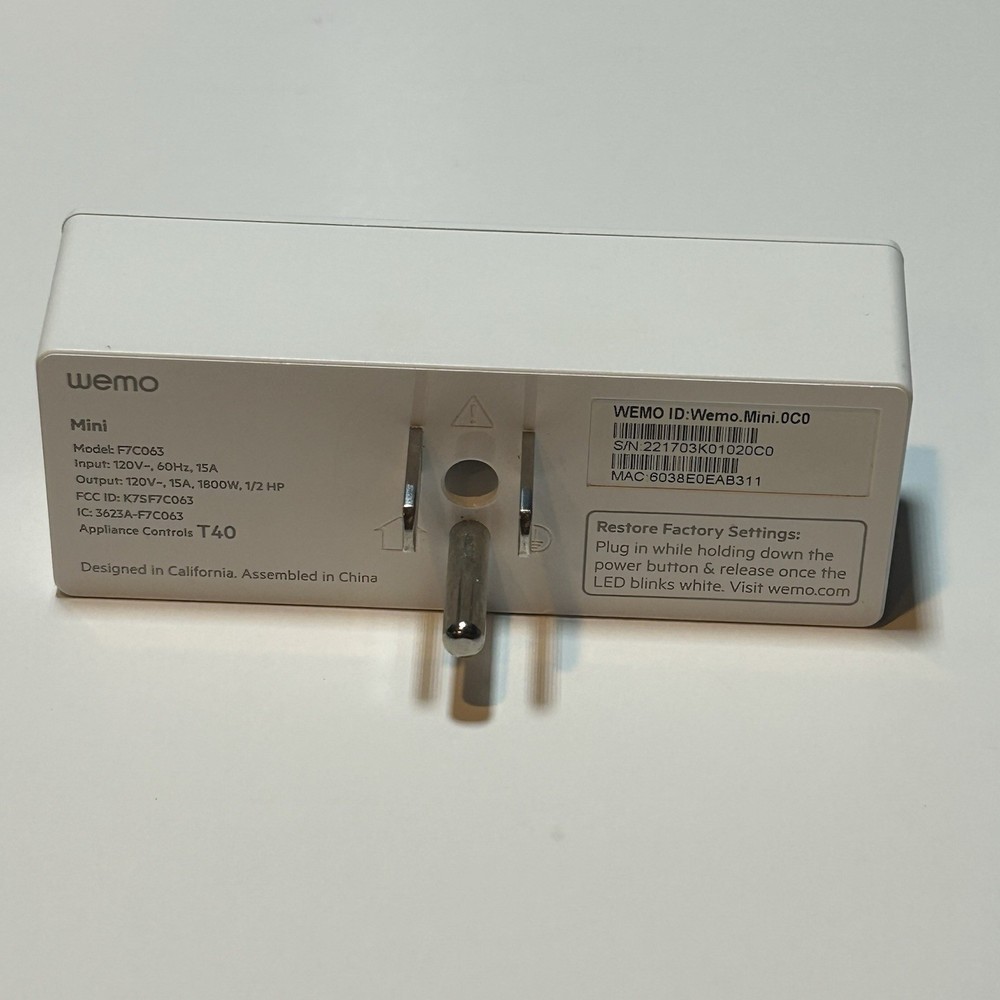 WeMo Mini Wi-Fi Smart Plug White Model F7C063