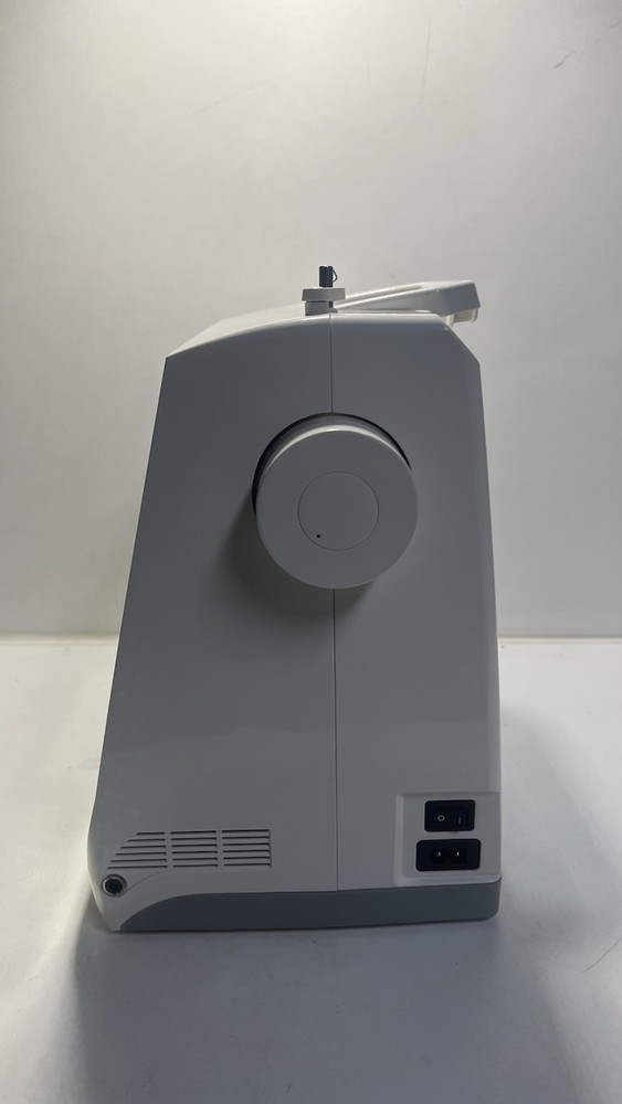 🧵 SINGER S900 Computerized Sewing Machine (Open Box)