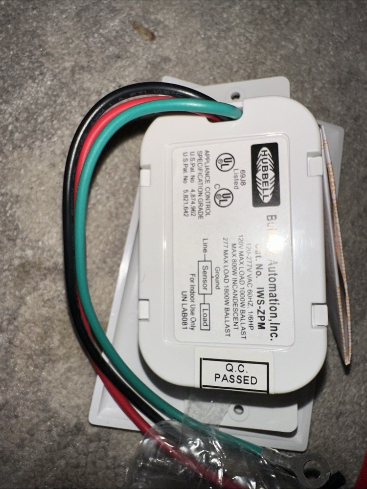 C-6. HUBBELL RMS140W VACANCY SENSOR WALL SWITCH, 120/277V, White