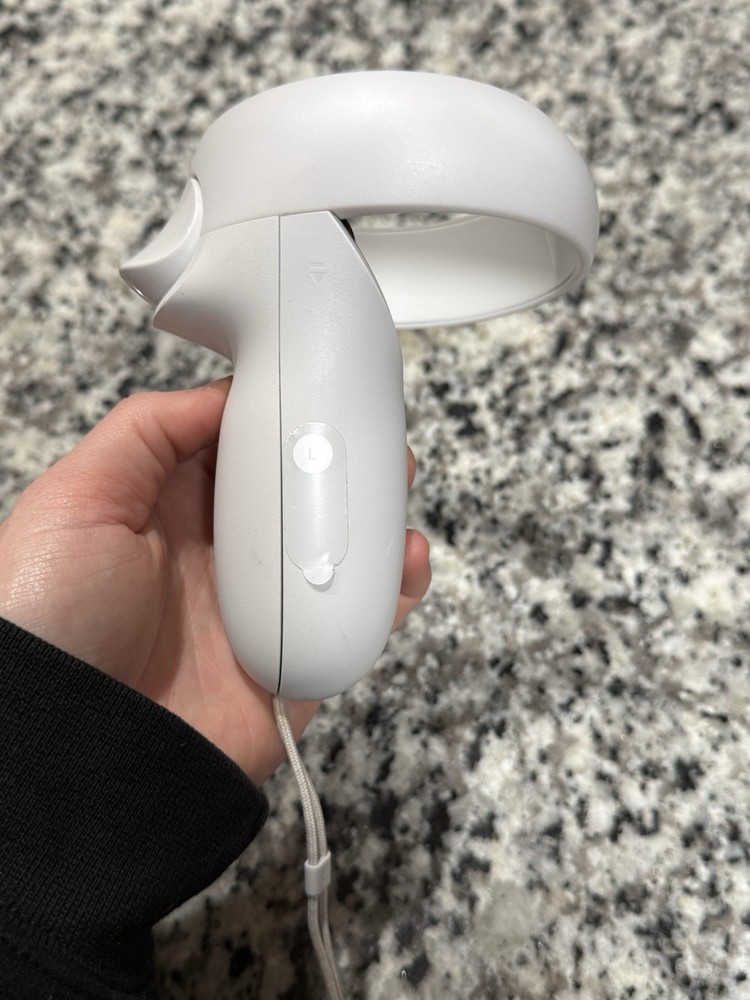 Oculus Quest 2 256GB Advanced All-in-one VR Headset – White