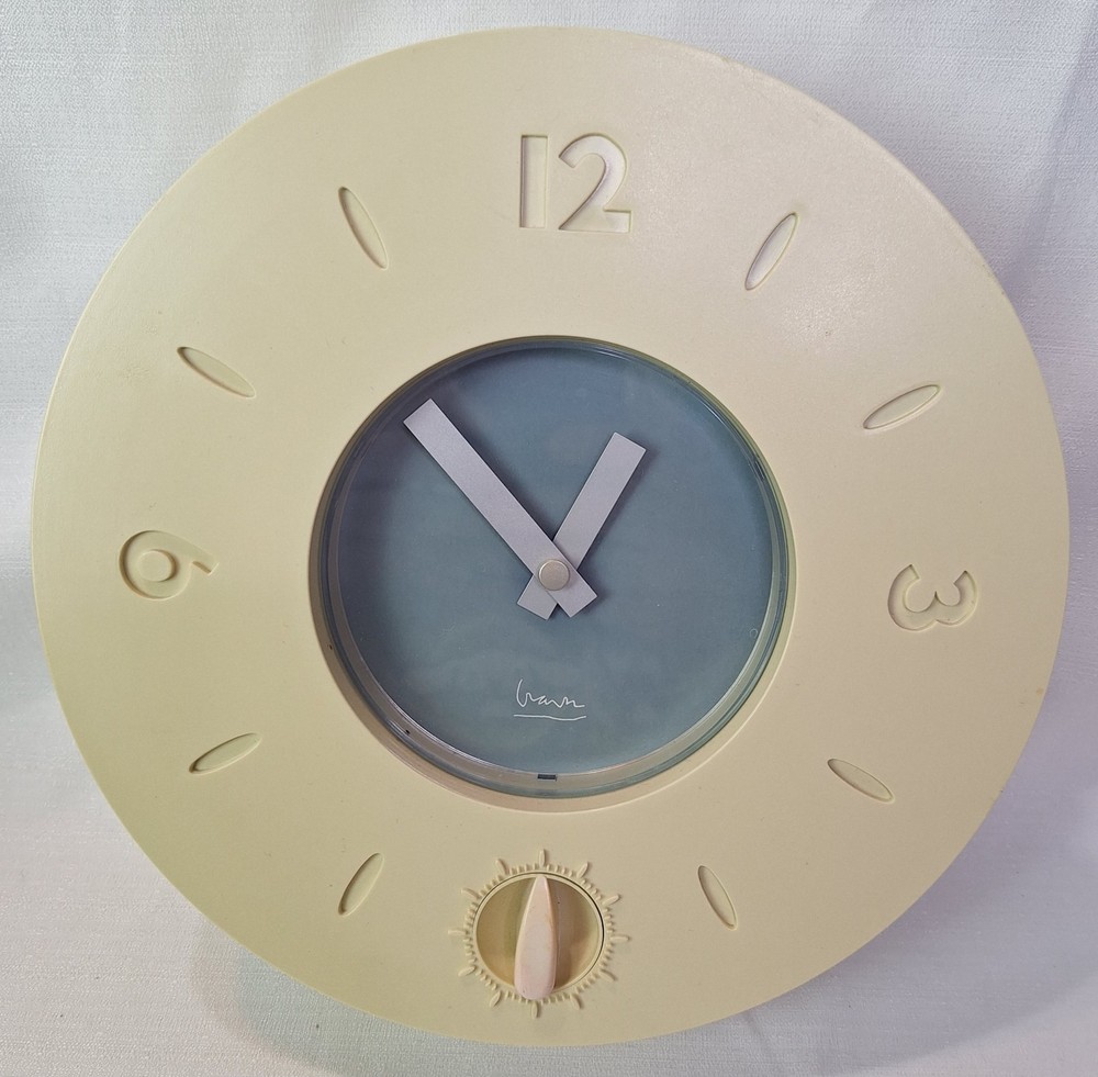 Michael Graves 10" Inch Wall Clock w/ Built-in Timer Quartz Tested Both Work
