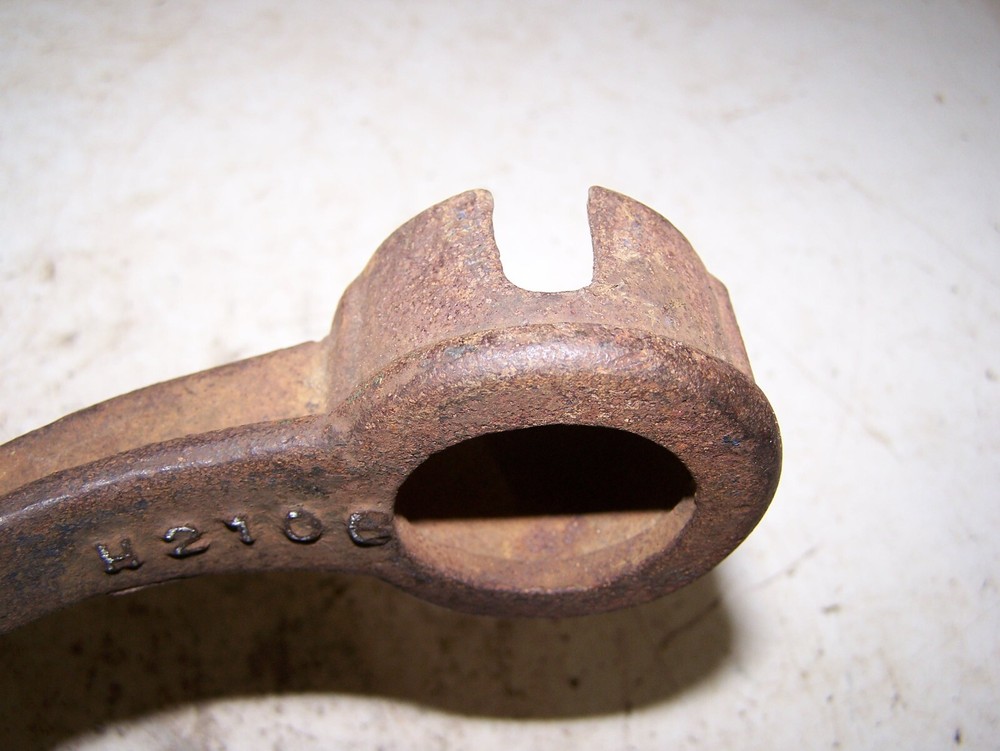 Cast Iron Crank Handle Corn Sheller Grinder Roller Farm Implement 1 5/8" Shaft