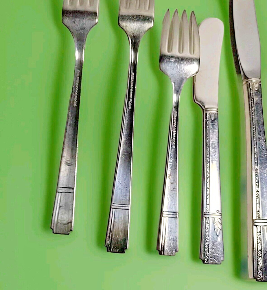 11 Pc. Place Setting Oneida Prestige Grenoble Heirloom 1938