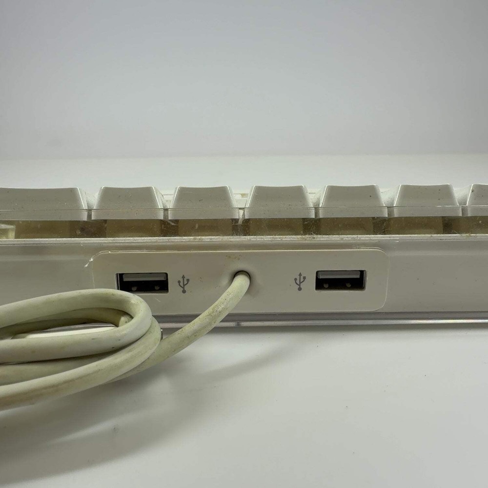 Apple Keyboard and Mighty Mouse A1048 A1152 White