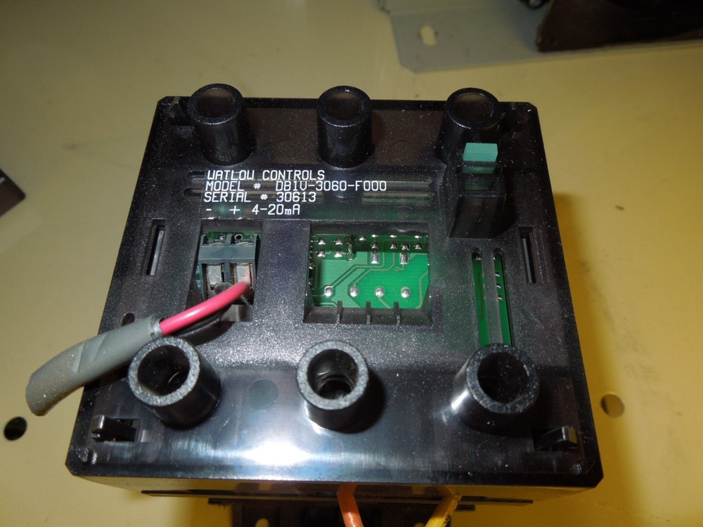 Watlow DB1V-3060-F000 Din-A-Mite Solid State Power Control Used