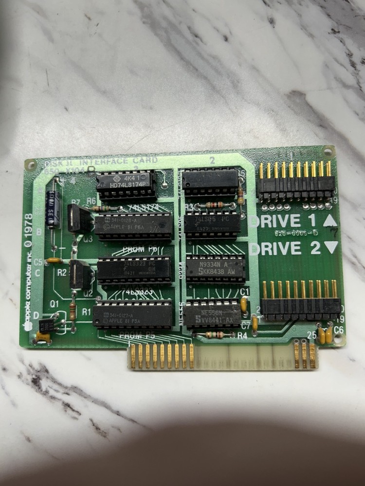 Vintage Apple II Computer Disk Controller 650-X104  (see pics)