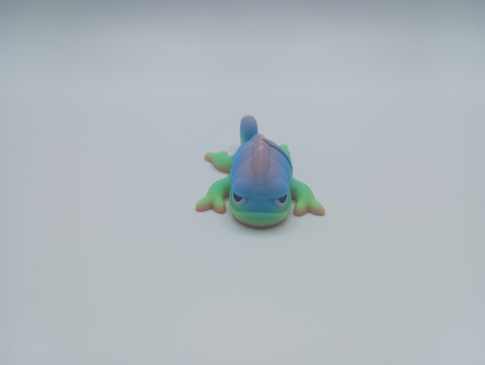 3D Printed Jiggle Pet Bored Chameleon