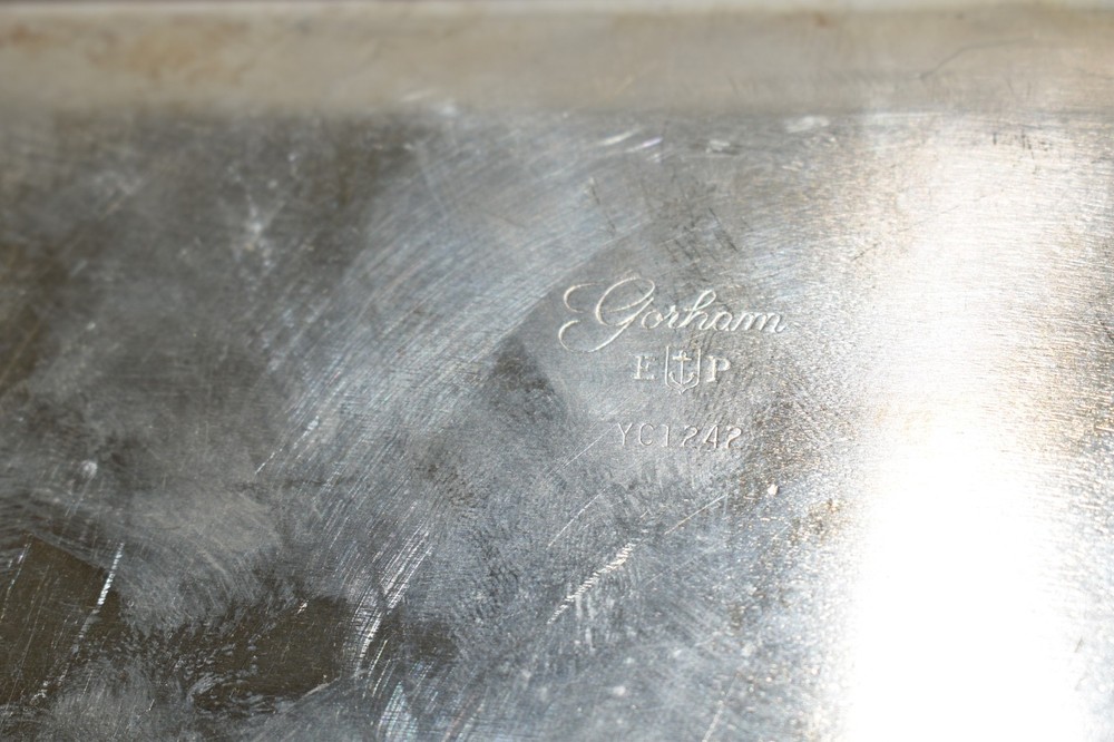 GORHAM SILVERPLATE? VINTAGE SERVER SERVING COVERED DISH (XDV78)