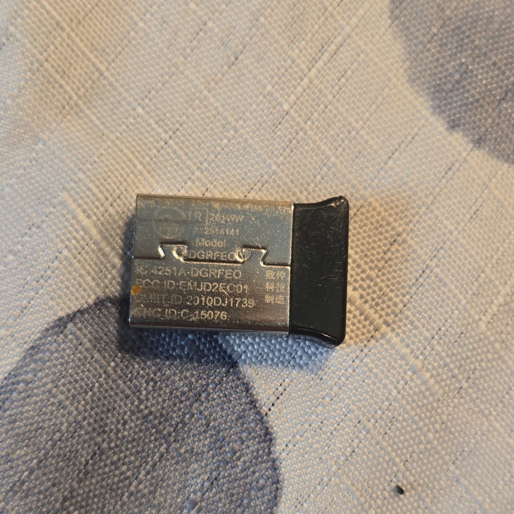 Dell Wireless USB Receiver Adapter Dongle USB Interface Model DGRFEO