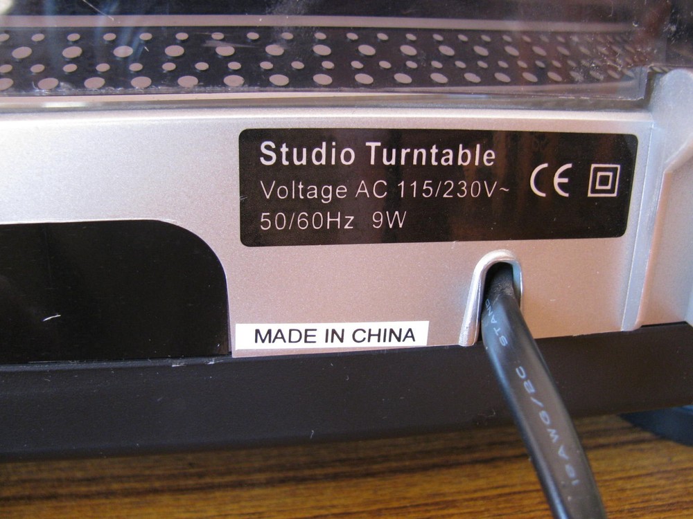 Numark TT-1520 Direct Drive Turntable Cover Broken Tested Working Condition