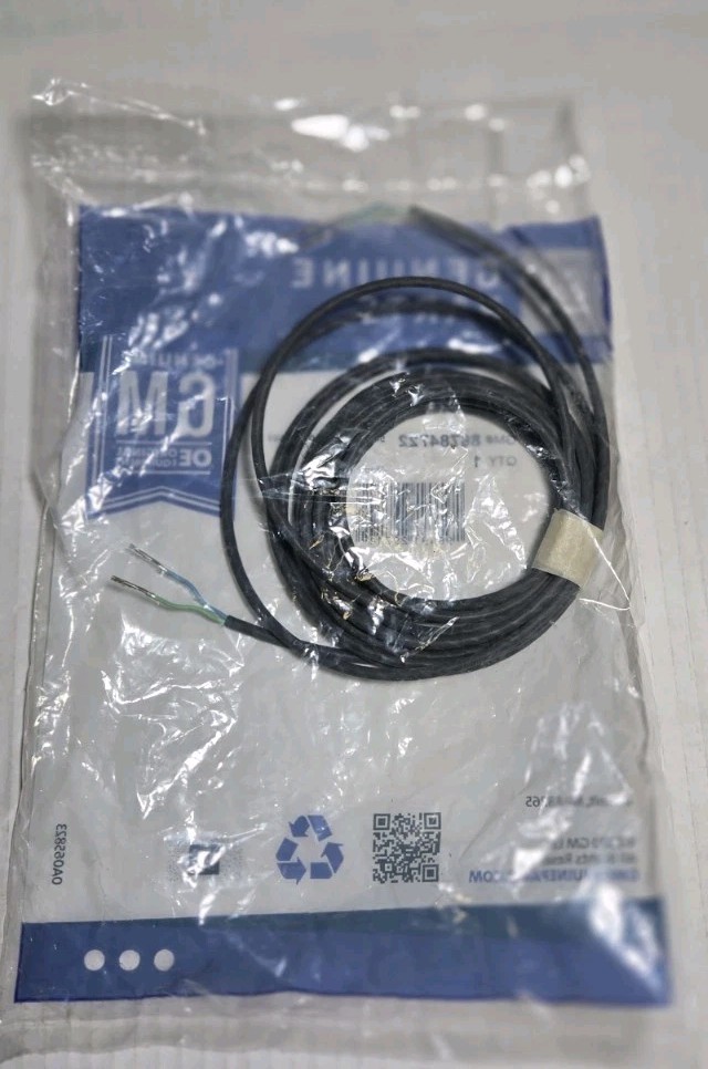 NEW GM 23211930 GM Genuine Parts USB Data Cable NEW (READ)