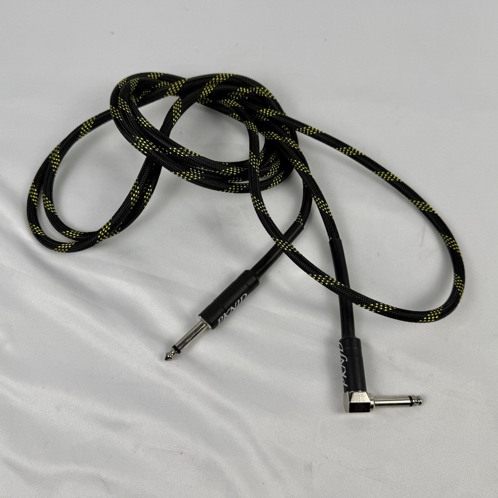 Mooer PE100 Guitar Multi Effects Processor Pedal Digital W/ Adapter Strap Cable