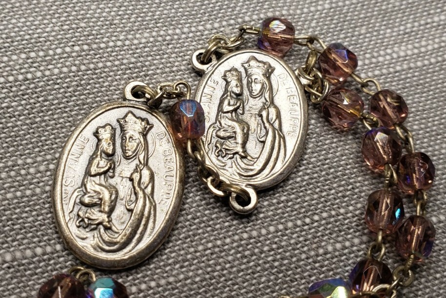 Vintage Rosary St Anne Chaplet Glass Beads Christian H83