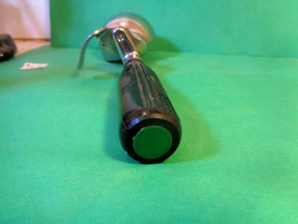 Hamilton Beach #51 Ice Cream Scoop (Used/EUC)