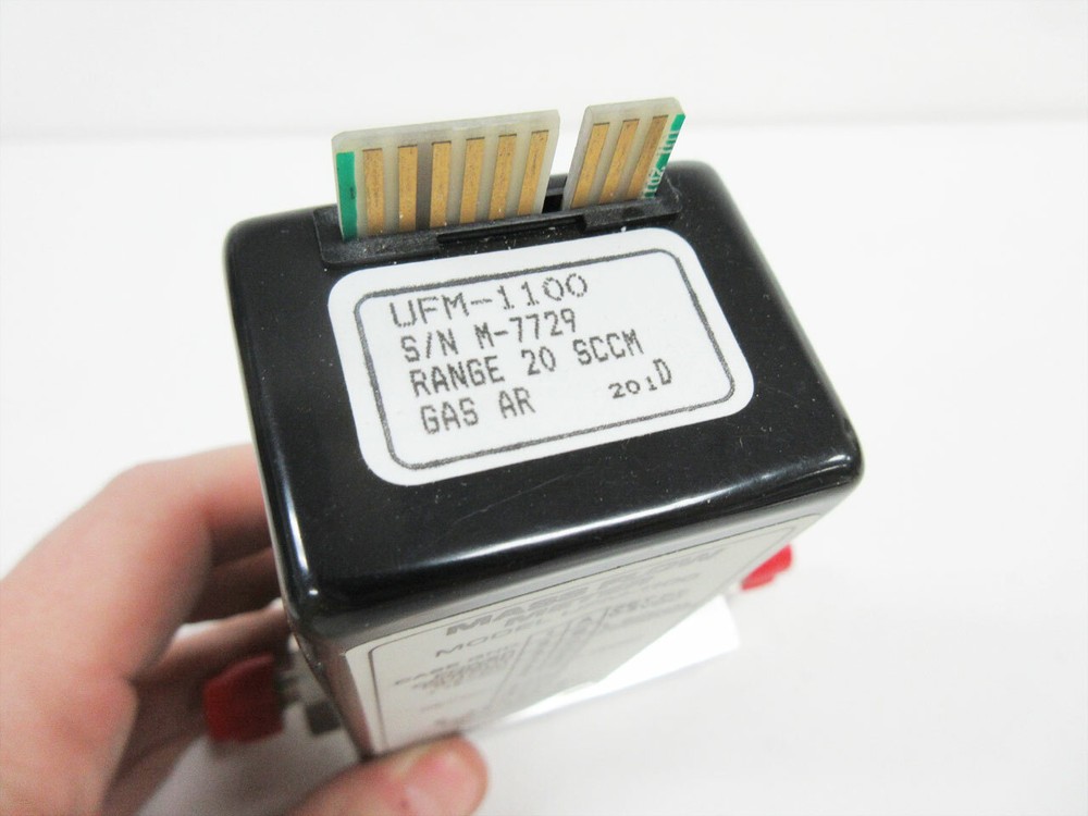 UNIT INSTRUMENTS UFM-1100 ARGON 20 SCCM AR MASS FLOW METER