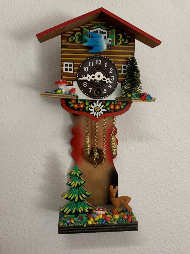 Cuckoo Wall Clock German Small with key - Tested