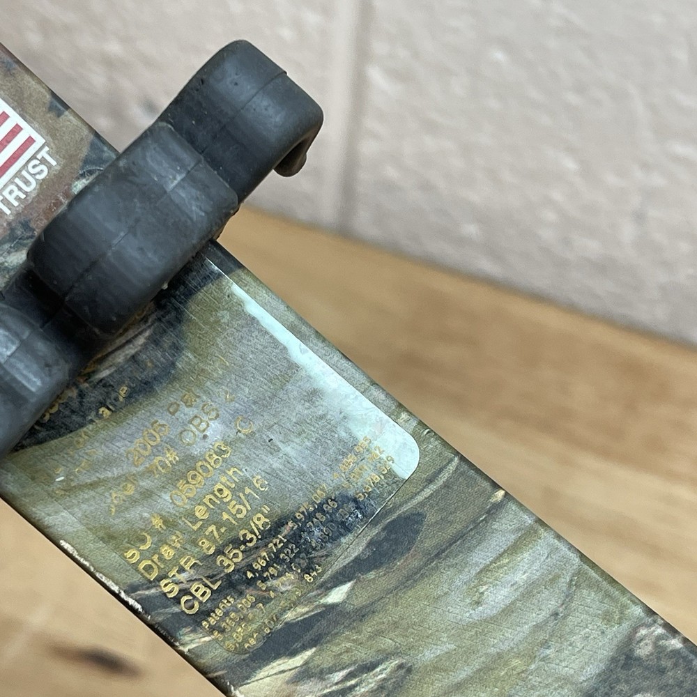 Bowtech Compound Bow 70lb - 28in - READ