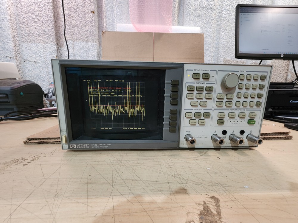 HP/Agilent 8753C Network Analyzer 300kHz-3GHz Option 006