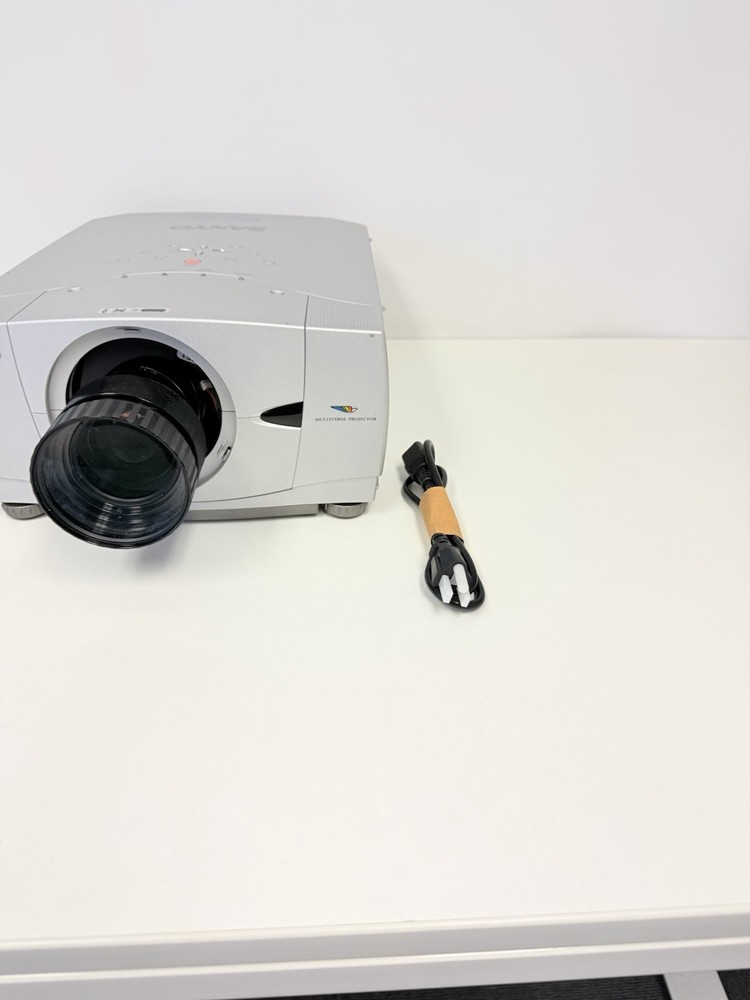 Sanyo Projector Pro XtraX Multiverse Model # PLC-XP46L W/ Lens Tested