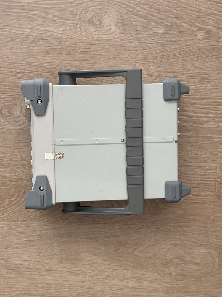 Siglent SDG1032X Arbitrary Waveform Function Generator - NEW condition