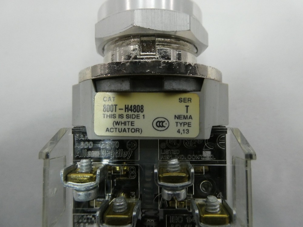 Allen Bradley 800T-H4808A 2 Pos Selector Switch