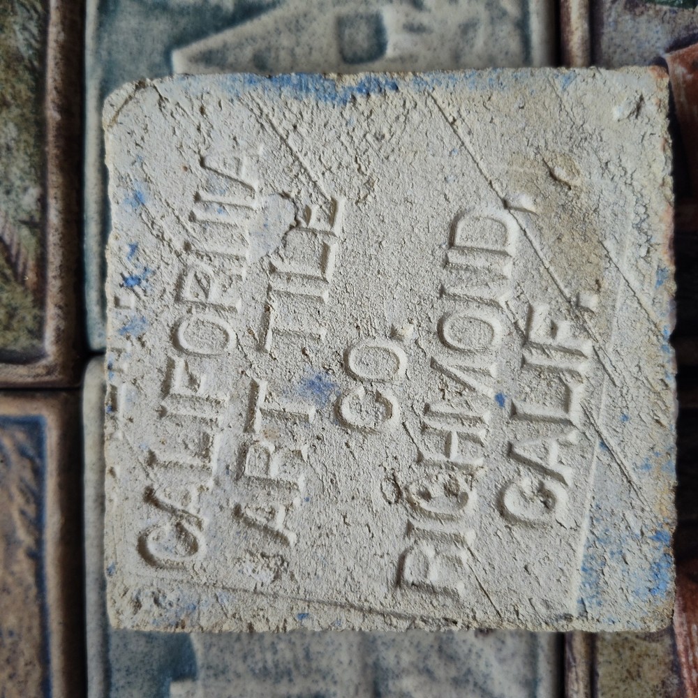 CALIFORNIA ART TILE