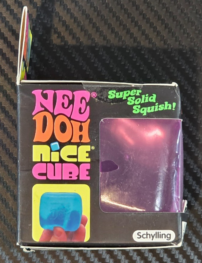 Schylling NeeDoh Nice Cube Super Solid Squish Pink