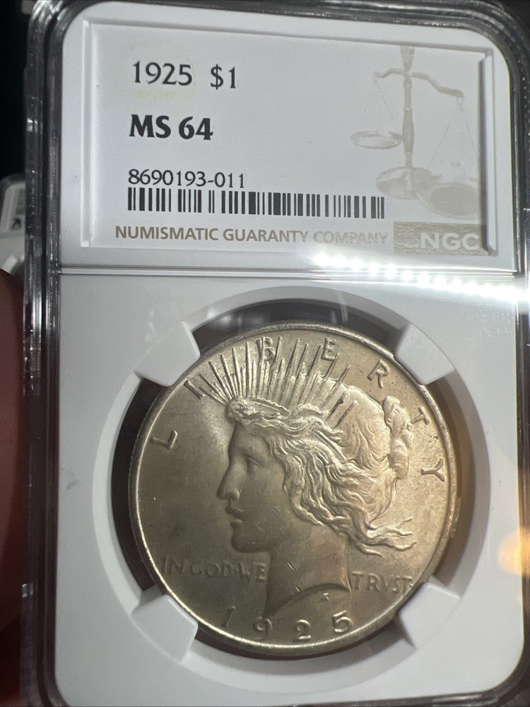 1925 Peace Silver Dollar $1 NGC MS64