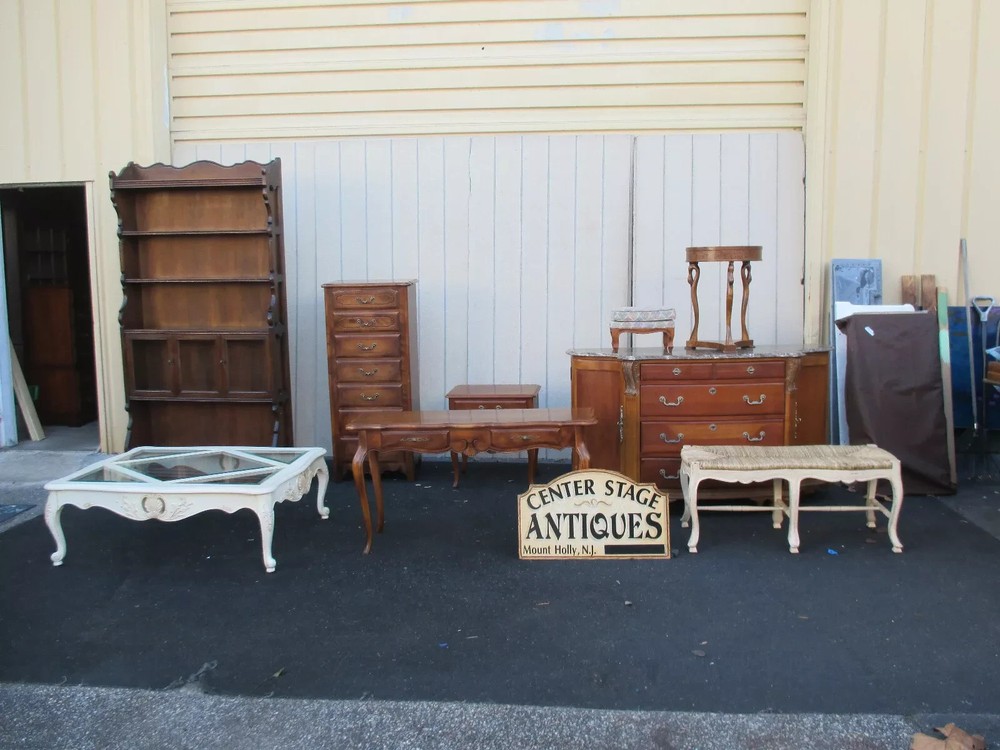 66886 Mahogany Vanity Bench Stool