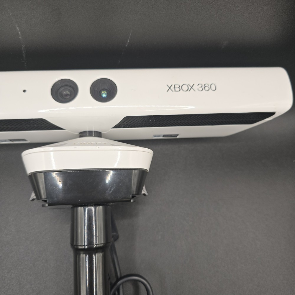 Microsoft Xbox 360 Kinect Sensor White WITH adjustable Mount | USB