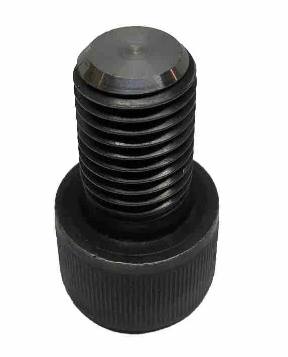John Deere M342032 Bolt