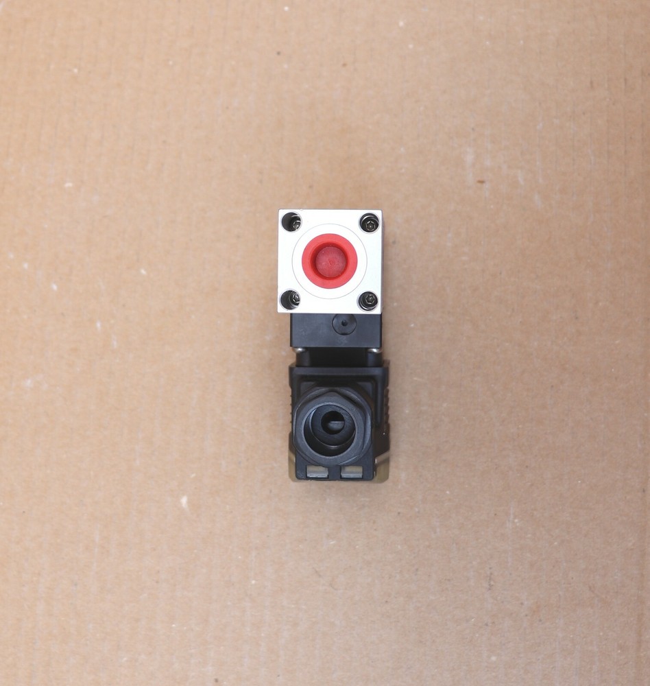 DANFOSS MBC5100 PRESSURE SWITCH 061B110866