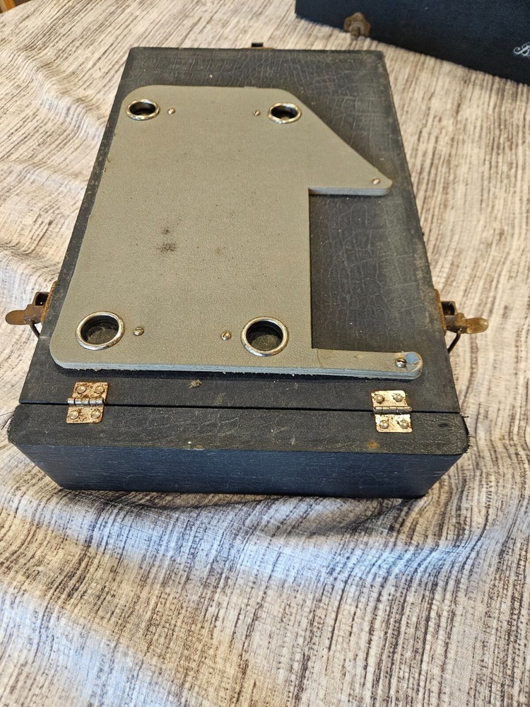 Vintage Brumberger Automatic 35mm Slide Changer Projector Model 1363