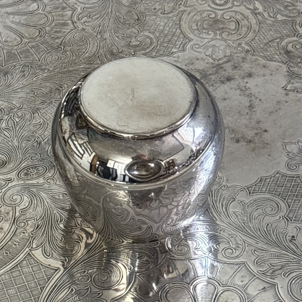 VTG Oneida Silver Plated Punch Bowl Set Punch Bowl Ornate Tray 12 Cups & Ladle