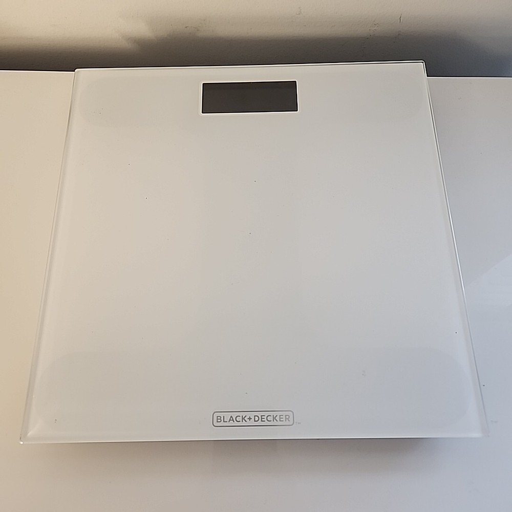WHITE & DECKER Super Slim Digital Bath Weight Scale, LCD Display, 375lb Max