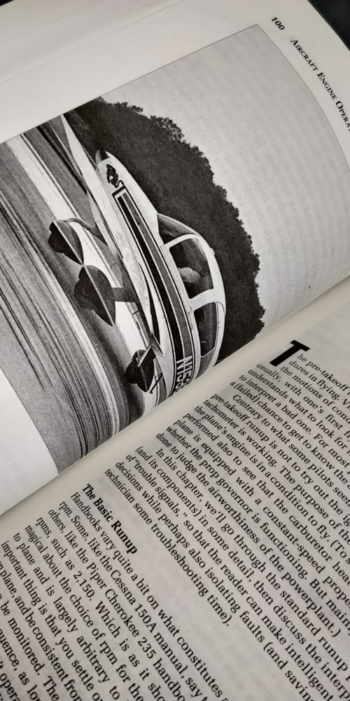 Light plane Maintenance Engine Troubleshooting Guide + Aircraft Engine BG