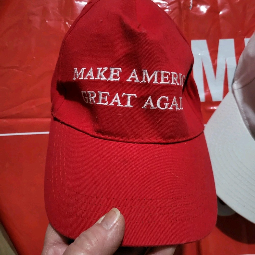 Trump 2 Hats And Pence Plastic Sign