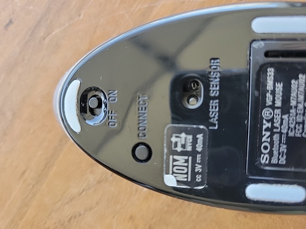 Genuine Sony Vaio Bluetooth Laser Wireless Mouse VGP-BMS33