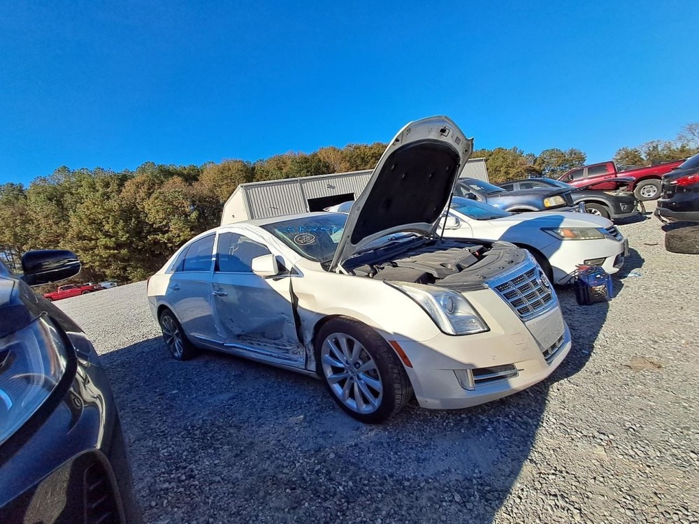 Fuse Box Engine Fits 13 XTS 4866343