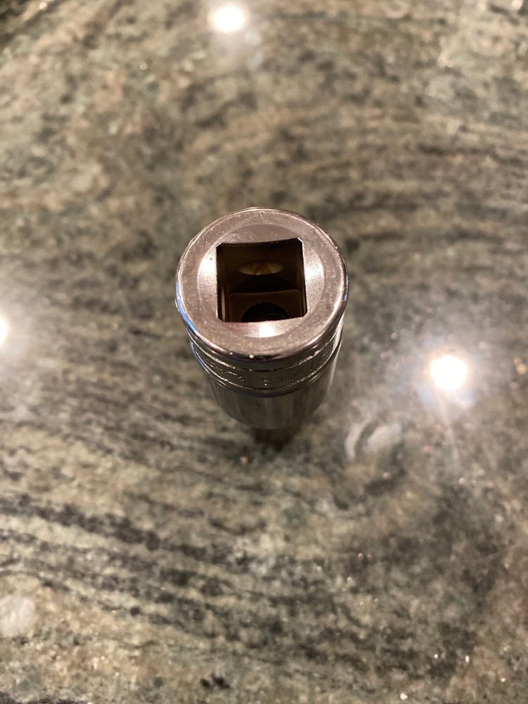 Snap-on sa18e 9/16" 1/2" drive sae hex bit chrome socket driver new