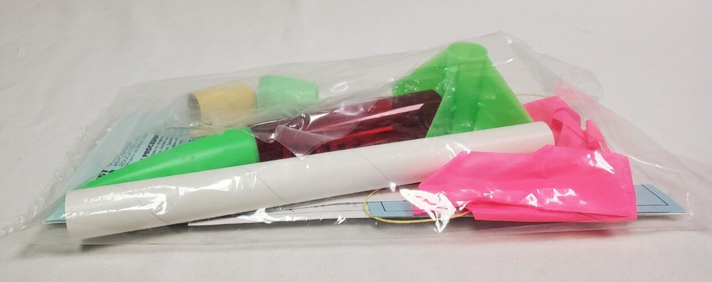 Quest #1509 "Gama-Ray II" Payloader Flying Model Rocket Kit Mint Sealed Package